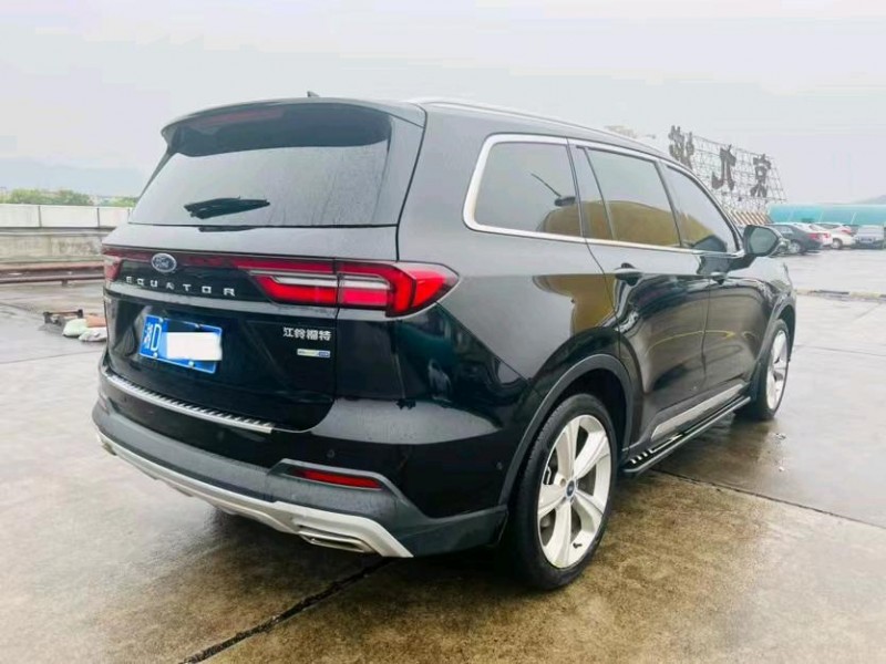 东莞21年福特领裕8