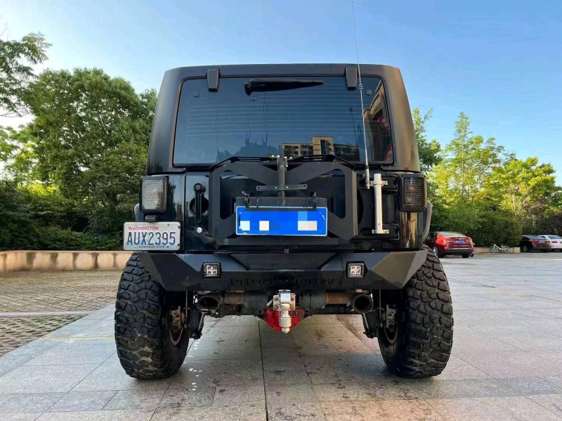 嘉兴19年Jeep牧马人3