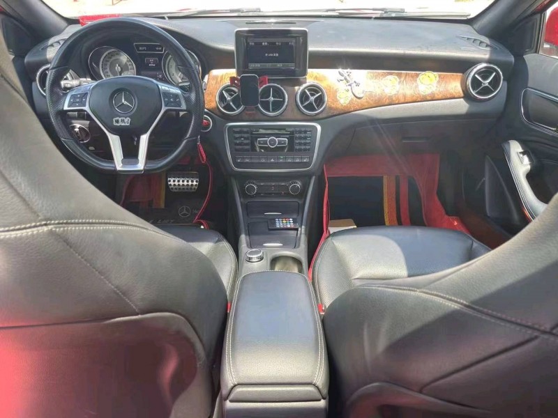 汕头15年奔驰GLA8