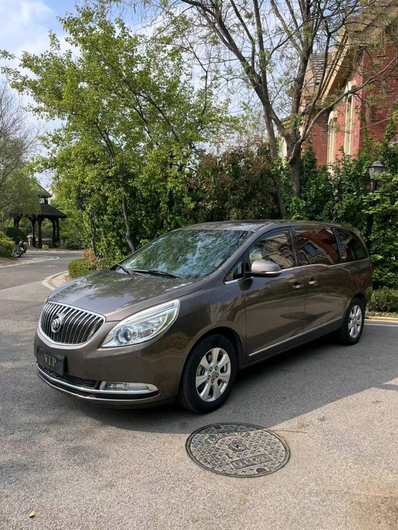 青岛15年别克GL83