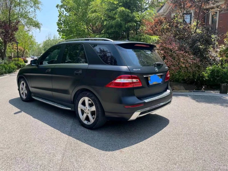 青岛13年奔驰ML8