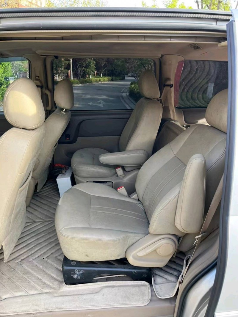 青岛11年别克GL85