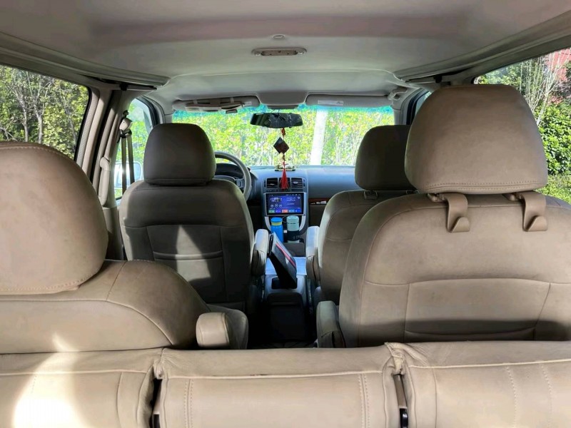 青岛11年别克GL86