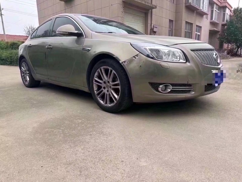 潍坊10年别克君威3