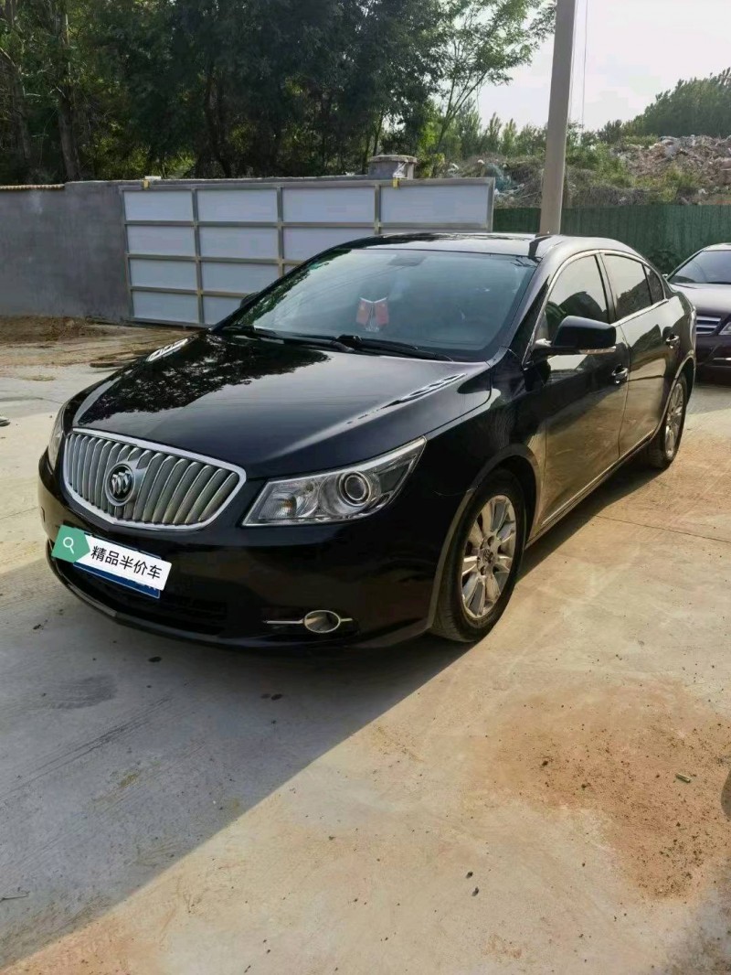 枣庄12年别克君越2