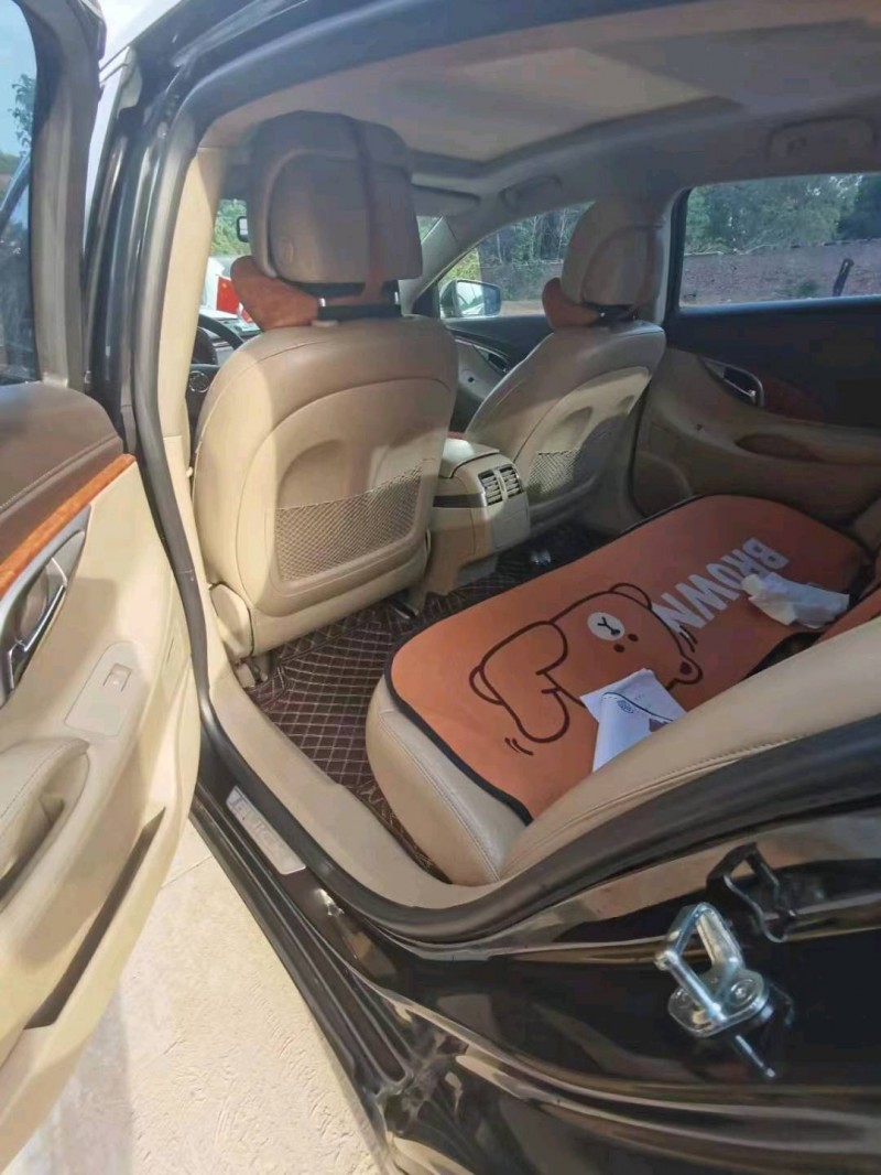 枣庄12年别克君越7