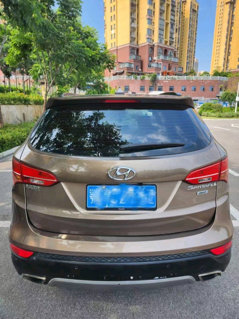 宜昌13年现代新胜达3