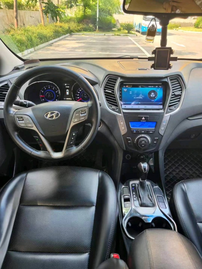 宜昌13年现代新胜达4