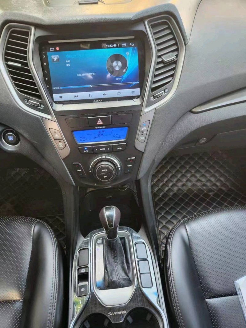 宜昌13年现代新胜达8