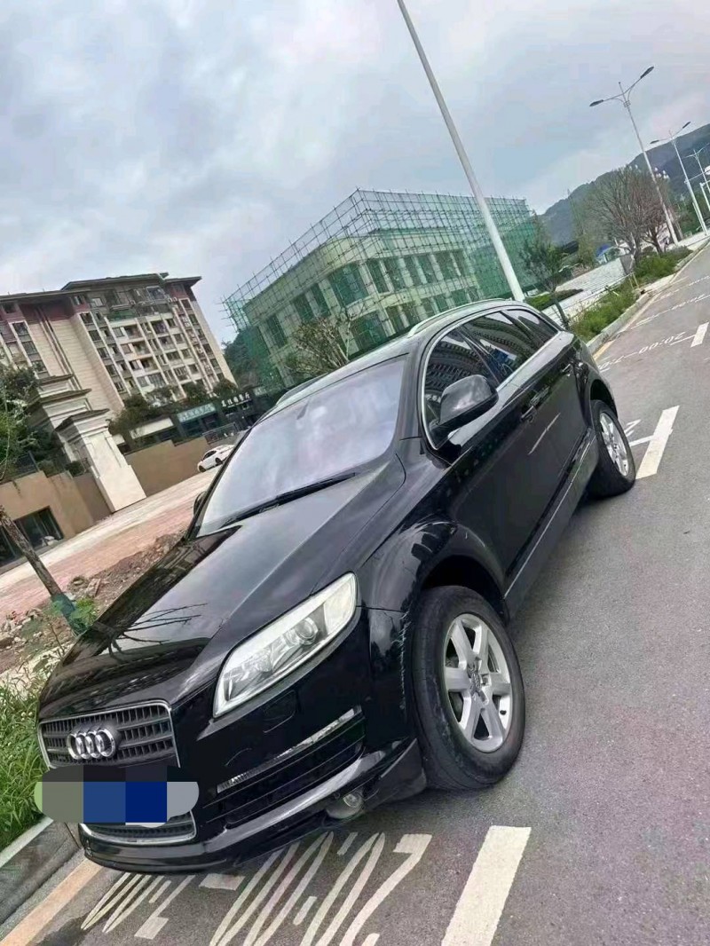 瀘州09年奧迪Q73