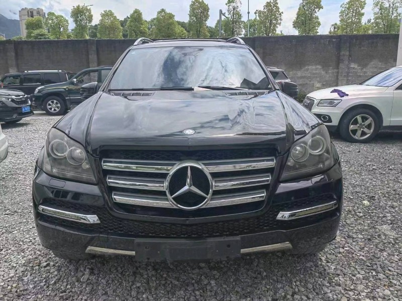 重庆12年奔驰GL1