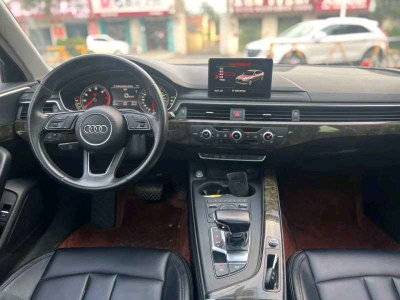 淮南16年奥迪A4L8