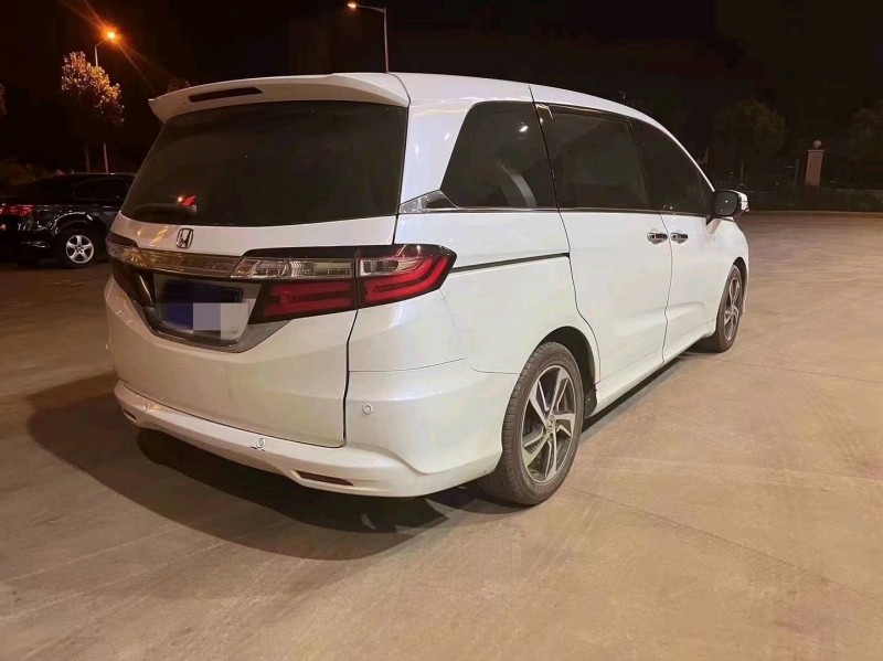 济南16年本田奥德赛4