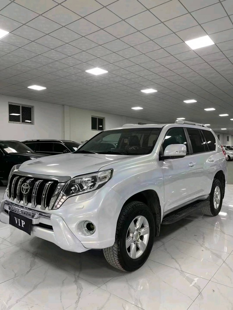 廊坊17年丰田普拉多2