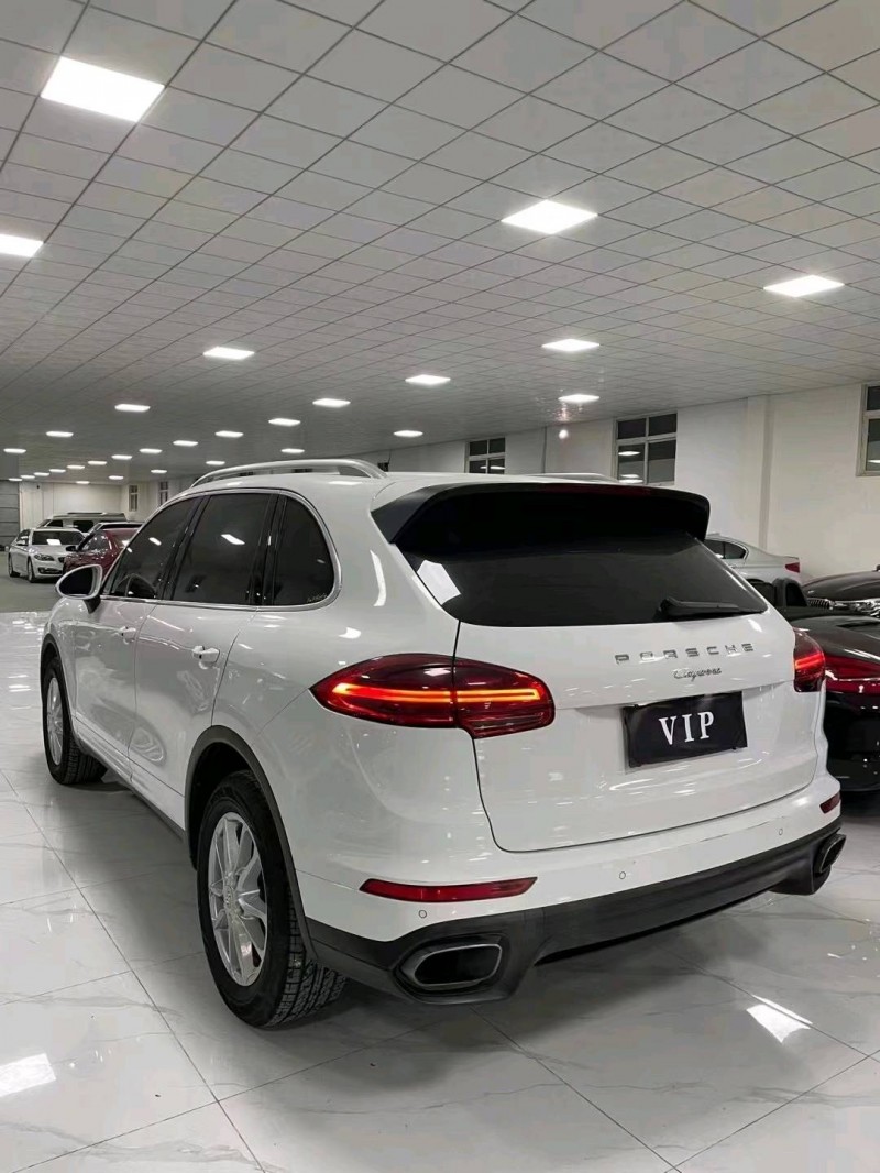 廊坊18年保时捷卡宴8