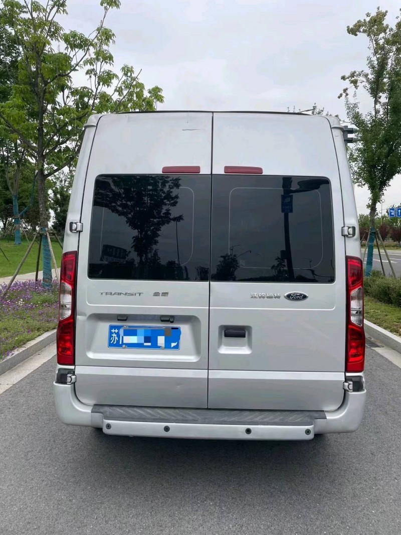 泰州19年福特全顺4