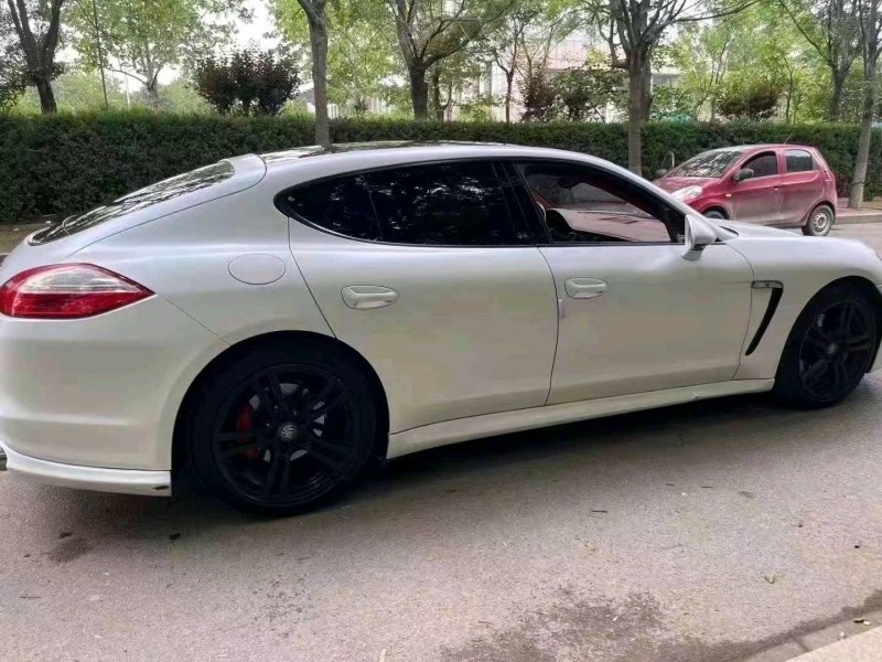 济南13年保时捷帕拉梅拉2