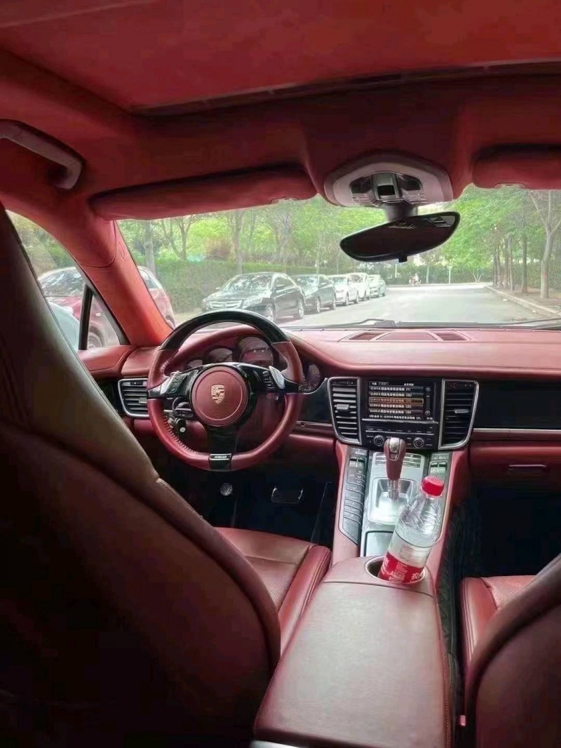 济南13年保时捷帕拉梅拉3