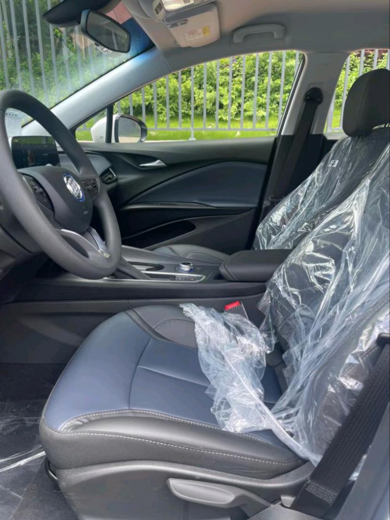 东莞23年别克微蓝4