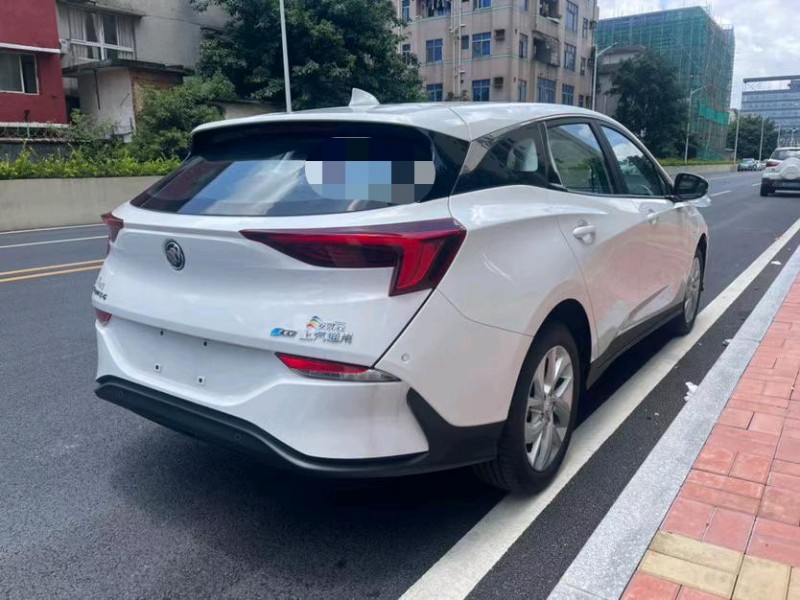 东莞23年别克微蓝8