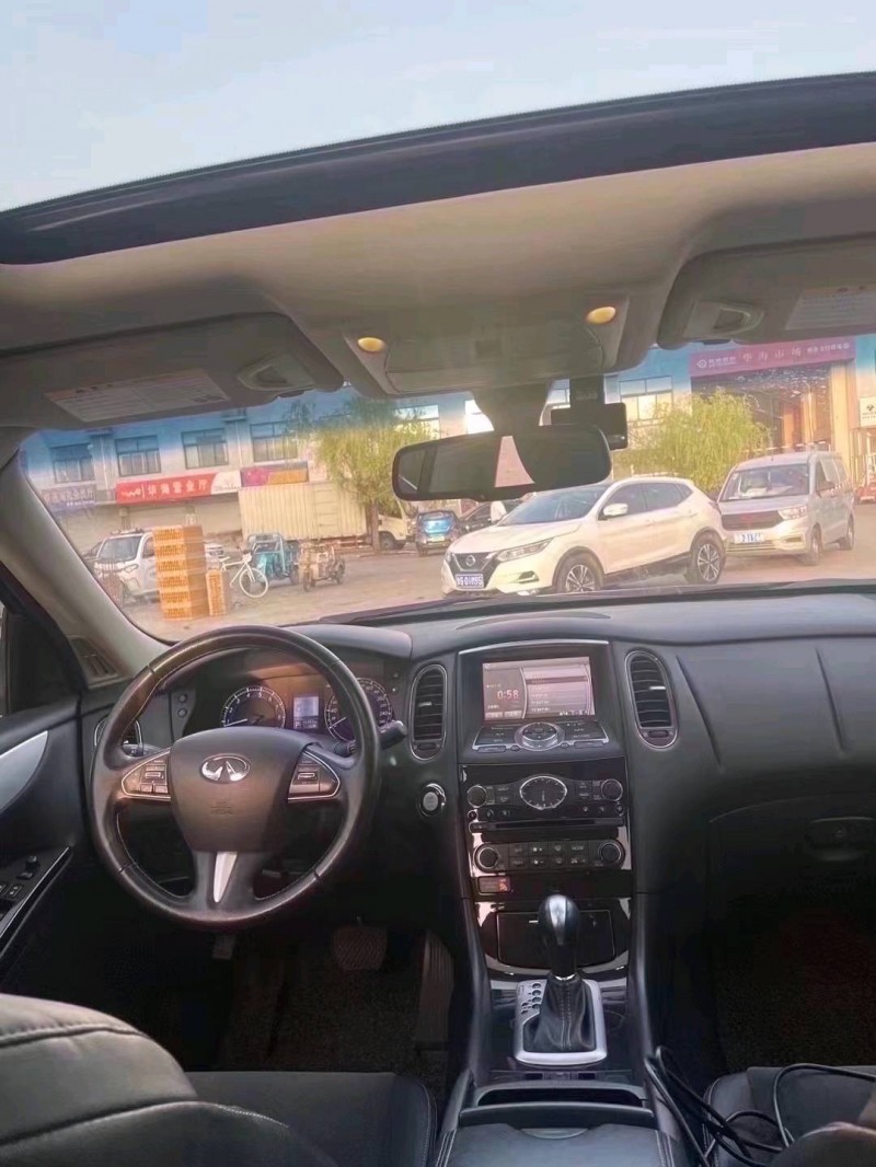 枣庄16年英菲尼迪QX506