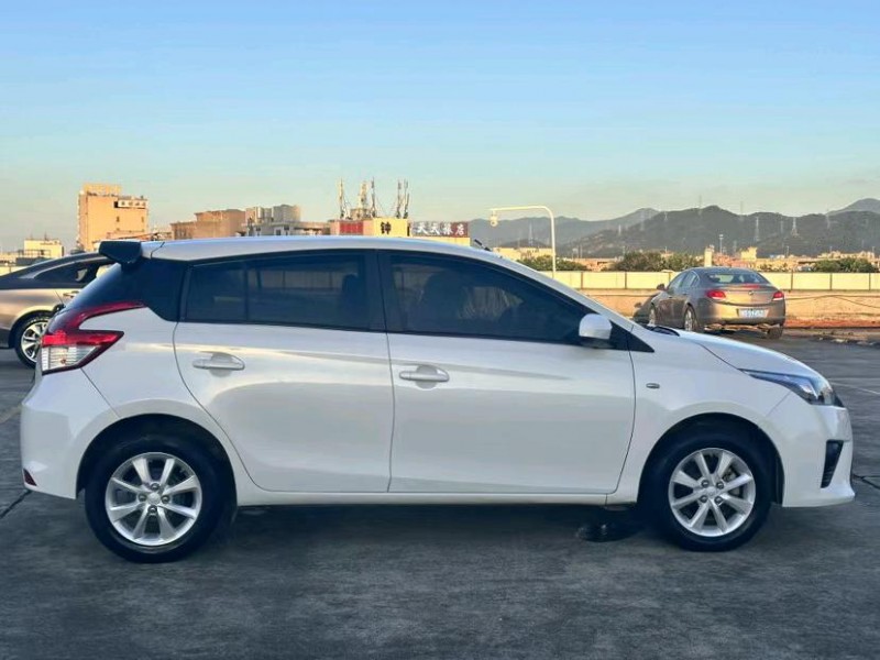 东莞15年丰田YARiS L 致炫8