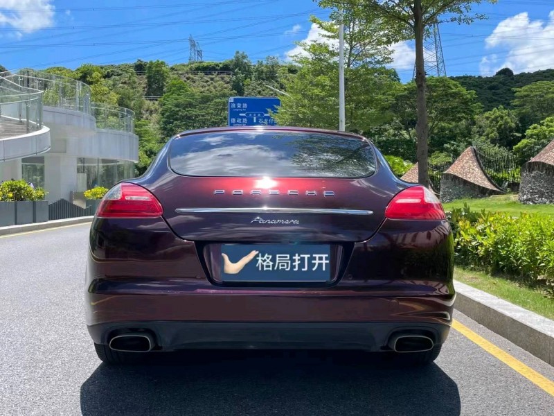 深圳12年保时捷帕拉梅拉9