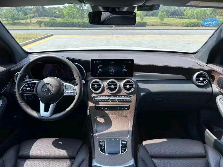 盐城19年奔驰GLC6