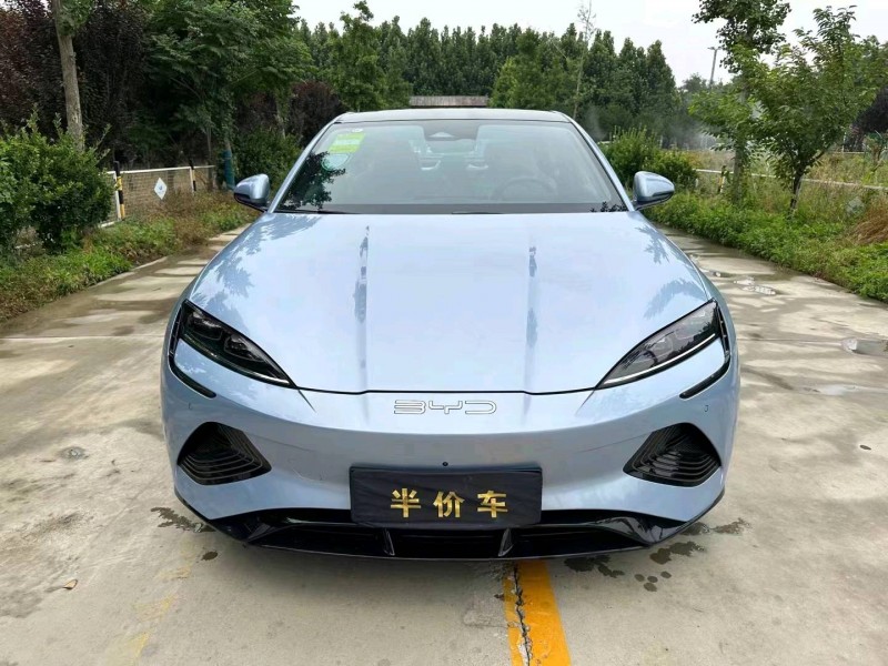 東營23年比亞迪海豹1