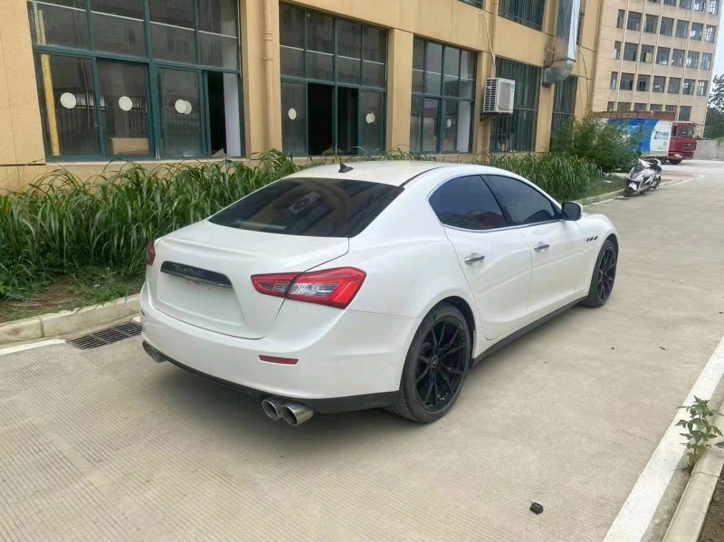 宜昌16年玛莎拉蒂总裁6