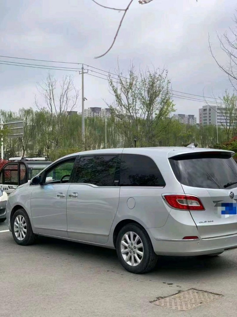 东营14年别克GL86