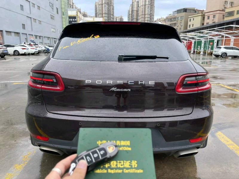 广州18年保时捷Macan8
