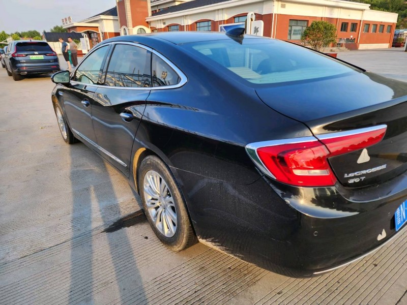 淄博17年别克君越7