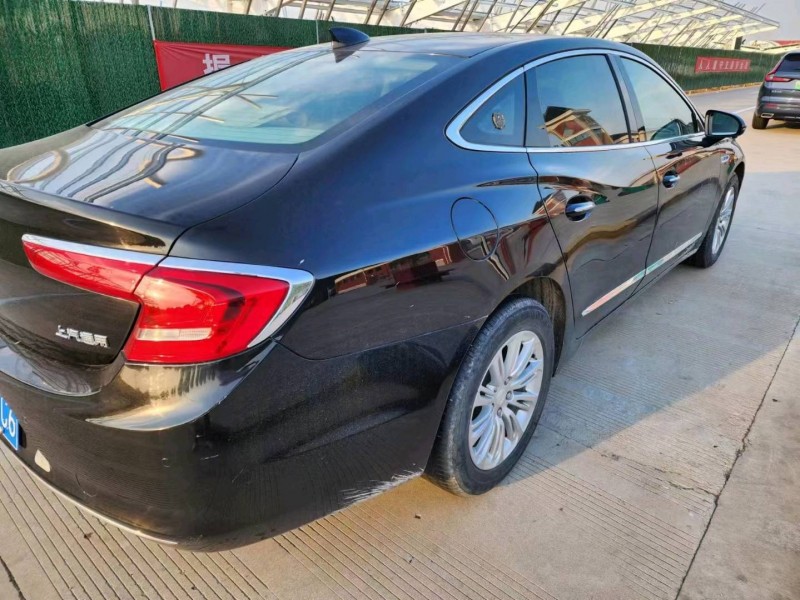 淄博17年别克君越8