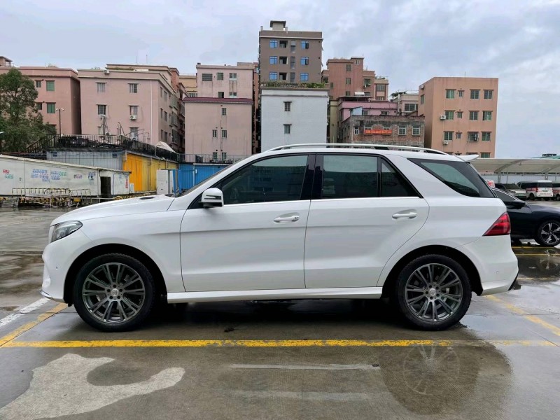 广州18年奔驰GLE4