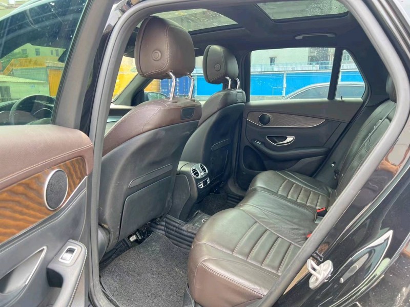 广州16年奔驰GLC7