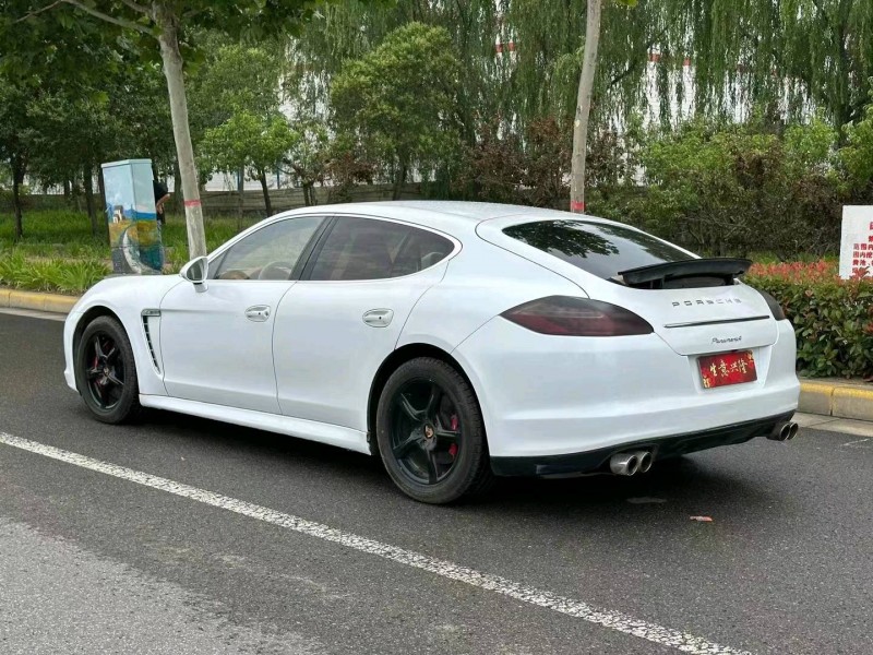 安陽13年保時捷帕拉梅拉5