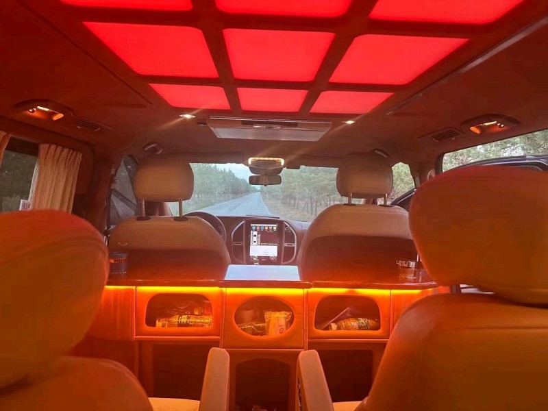 榆林18年奔驰威霆4