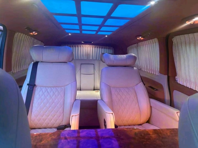 榆林18年奔驰威霆5