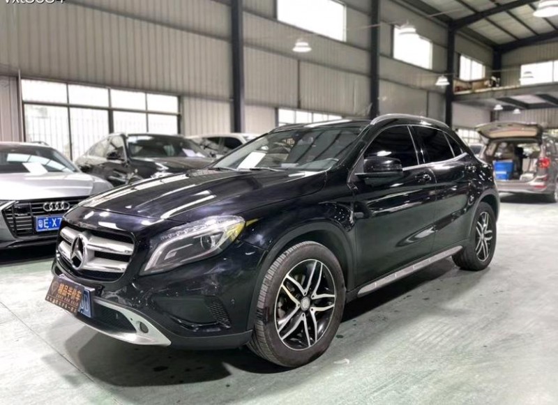 东莞15年奔驰CLA2