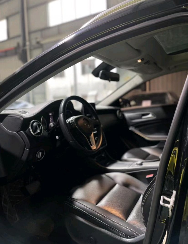 东莞15年奔驰CLA4