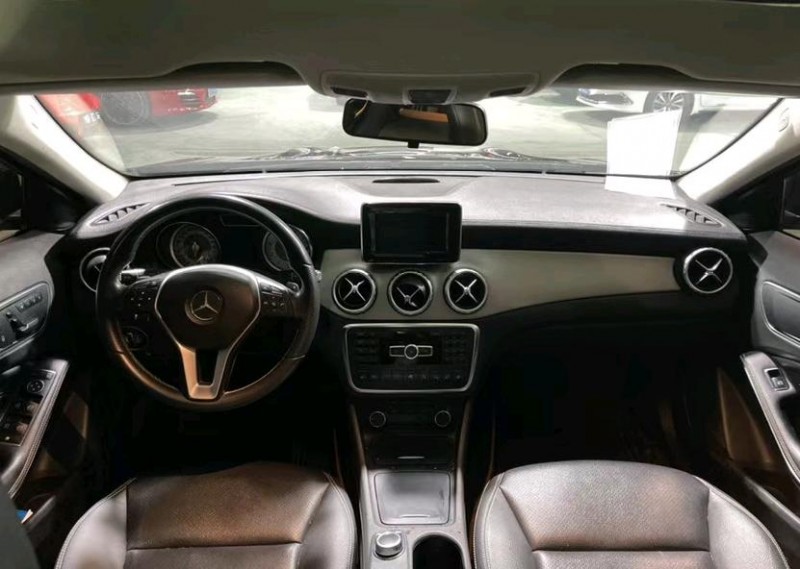 东莞15年奔驰CLA6