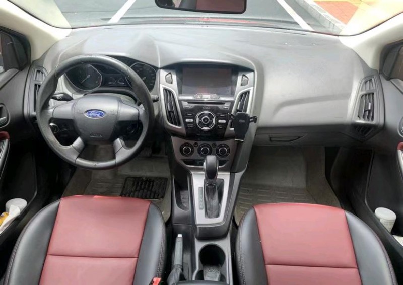 东莞12年福特福克斯5