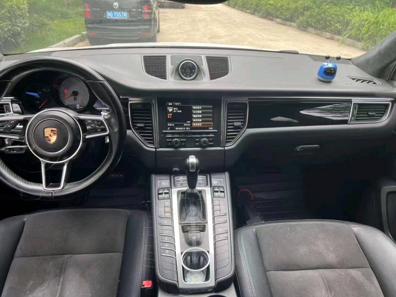 嘉兴16年保时捷Macan5
