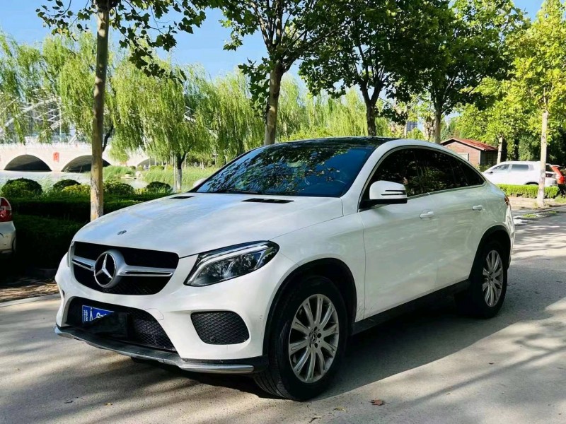 淄博18年奔驰GLE2