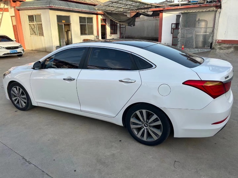 临沂14年现代名图2