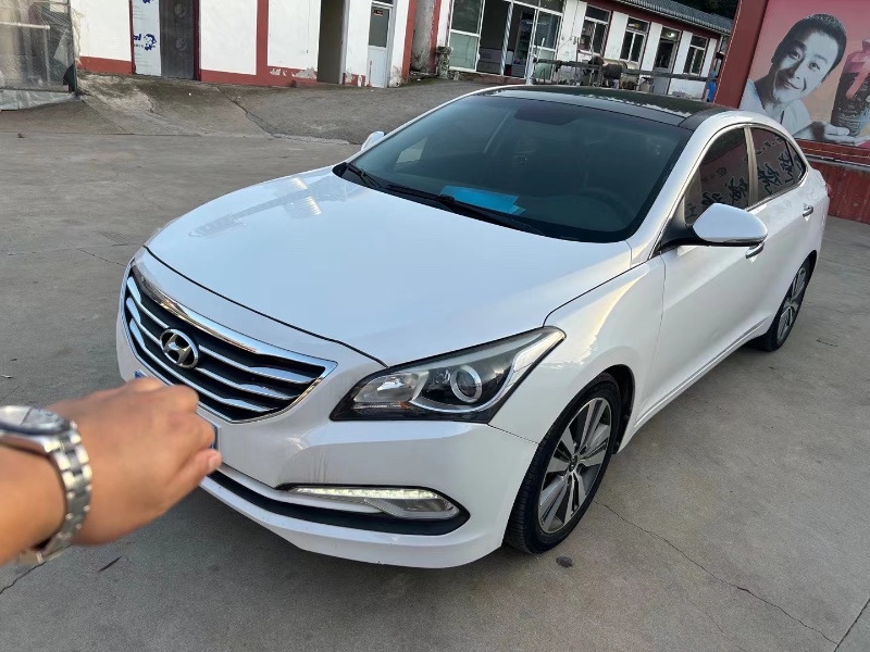 临沂14年现代名图9