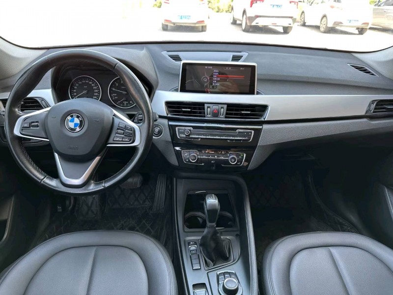 保定17年宝马X16