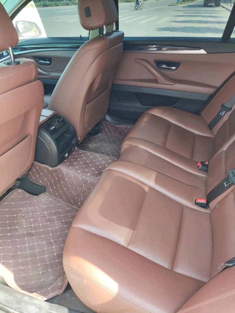 保定15年宝马5系8