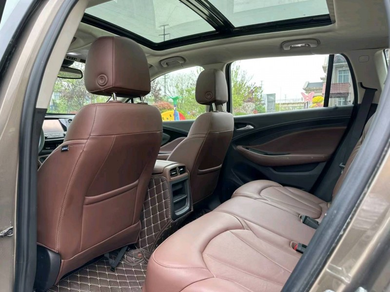 青岛19年别克昂科威5